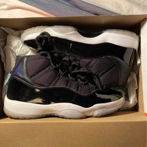 Jordan 11 Spacejam